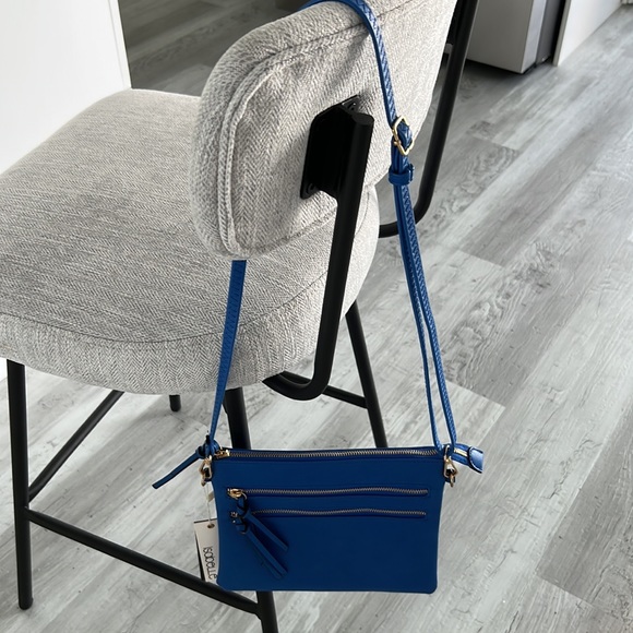 Isabelle Handbags - NWT Isabelle Cross Body!